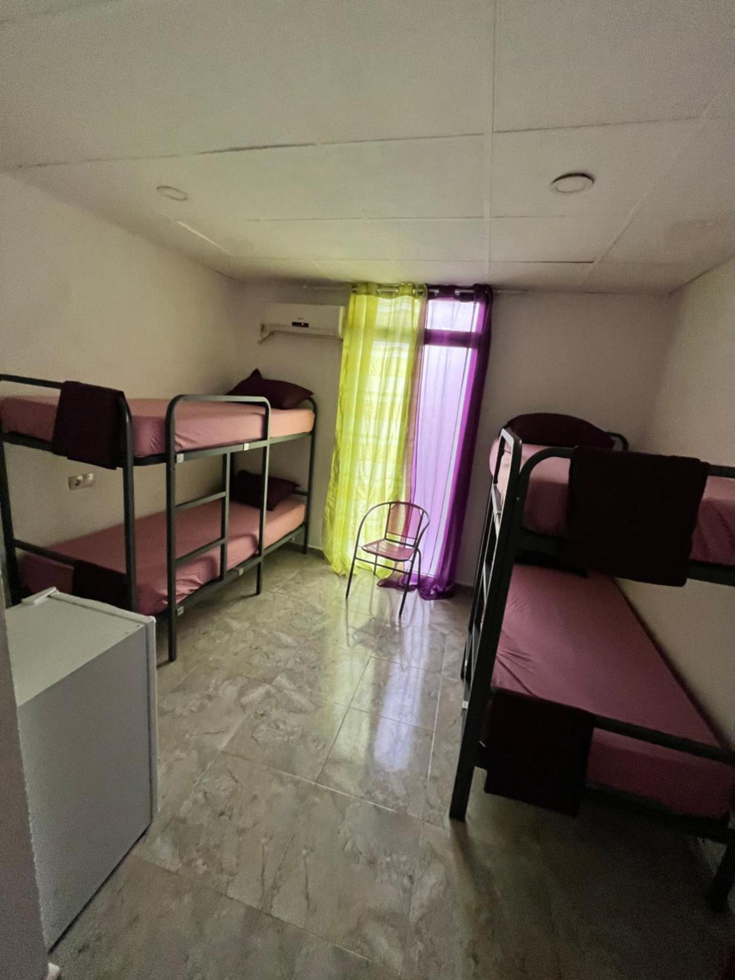 Hostal Mayor Аликанте Екстериор снимка