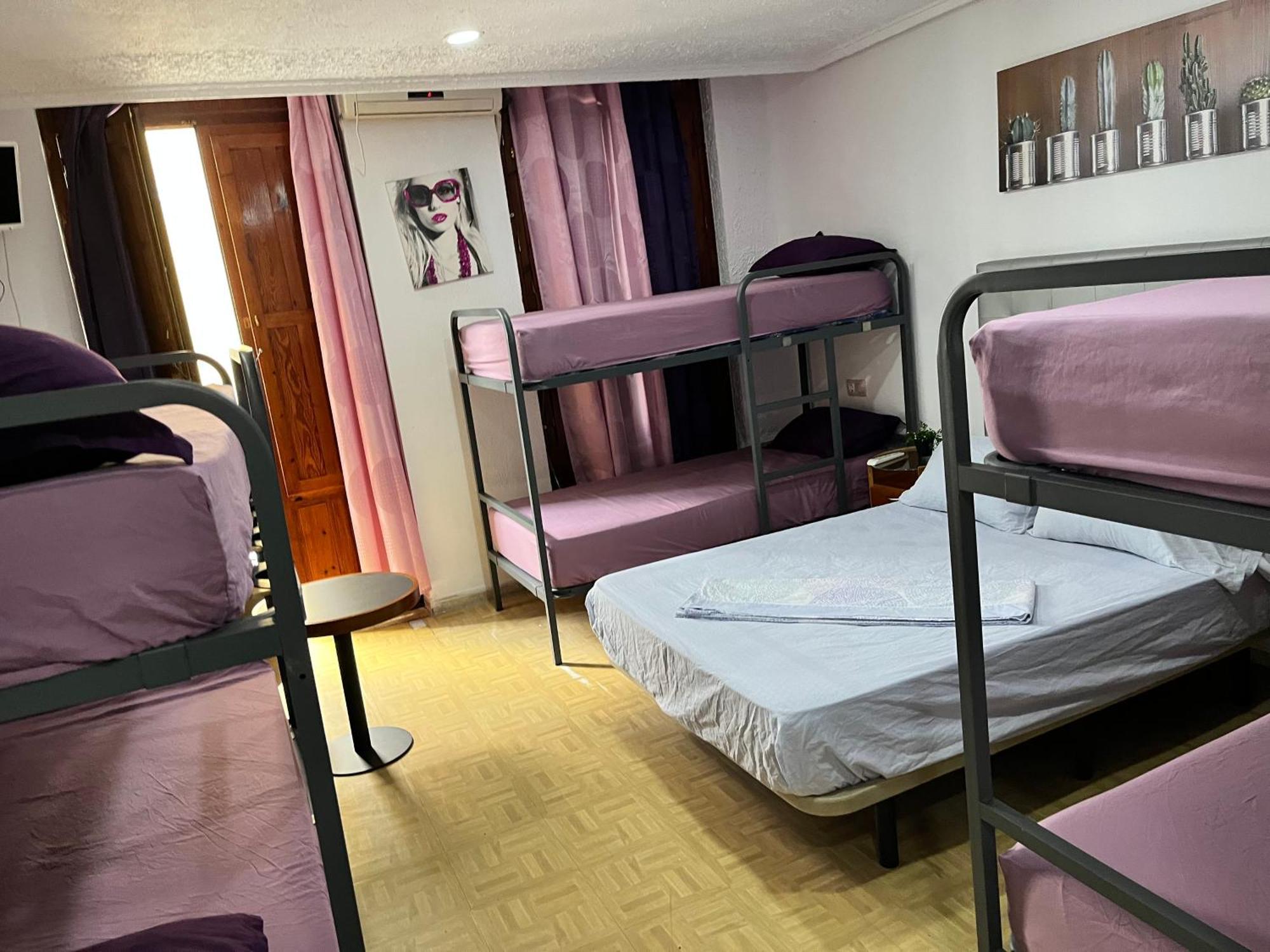 Hostal Mayor Аликанте Екстериор снимка