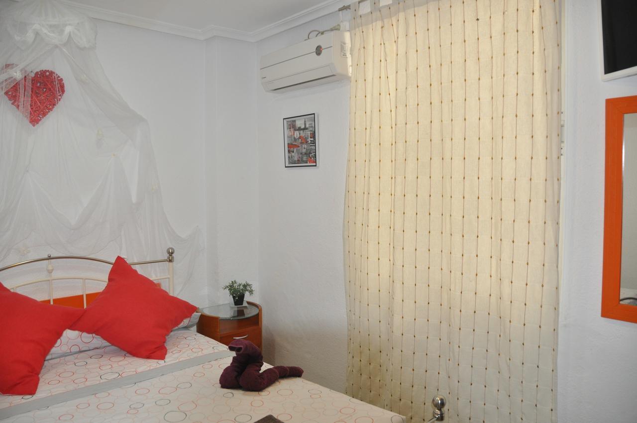 Hostal Mayor Аликанте Екстериор снимка